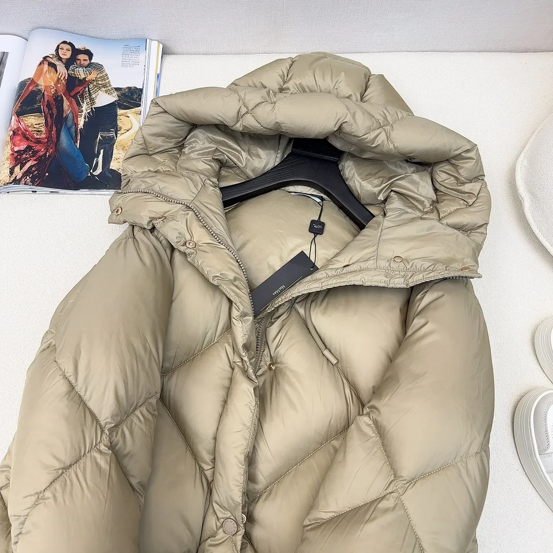 Sleek Max Mara Down Jackets 165317