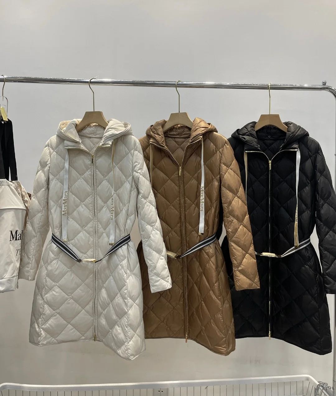 Max Mara Down Jackets Contemporary 165301