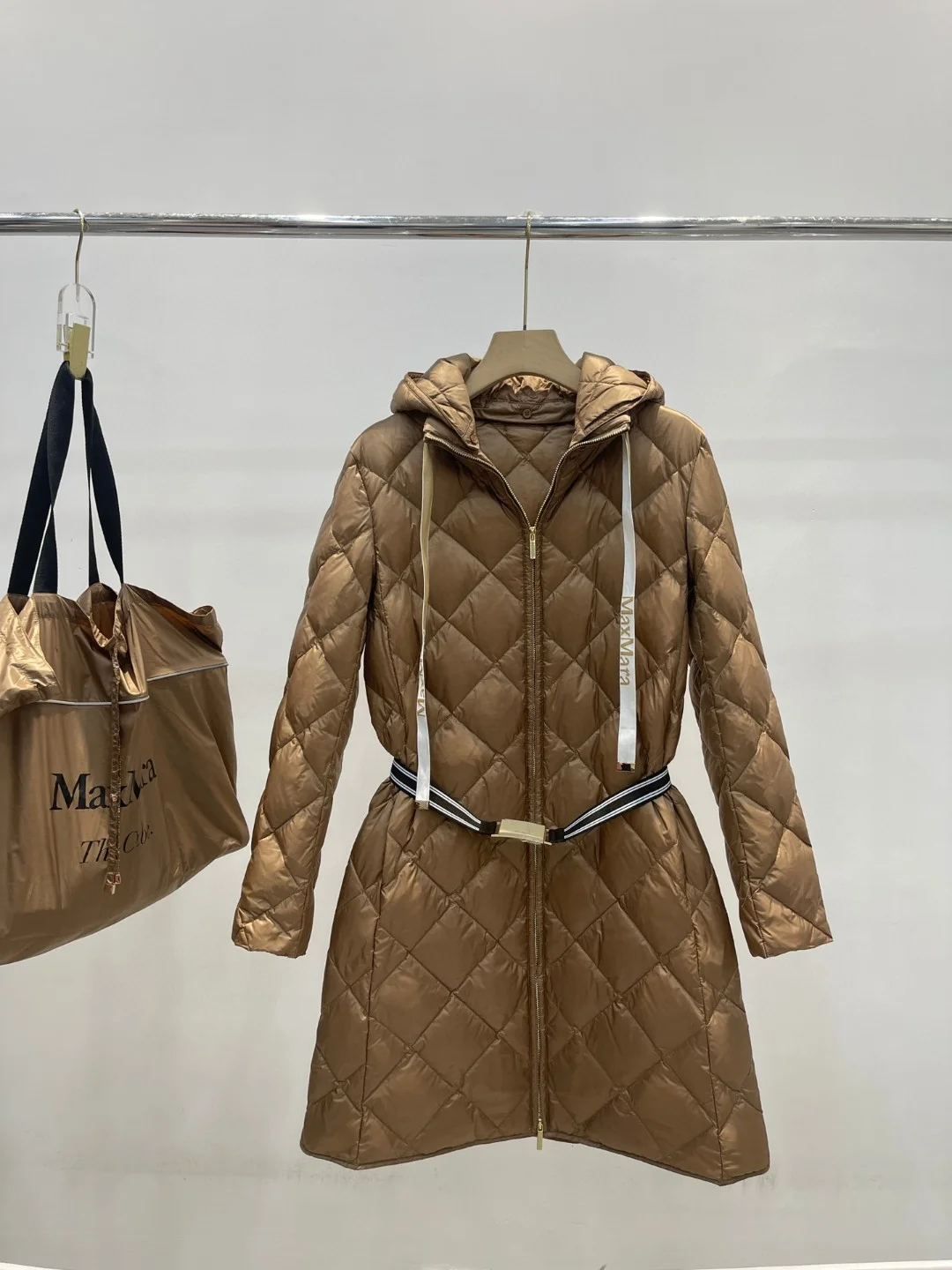 Max Mara Down Jackets Contemporary 165301