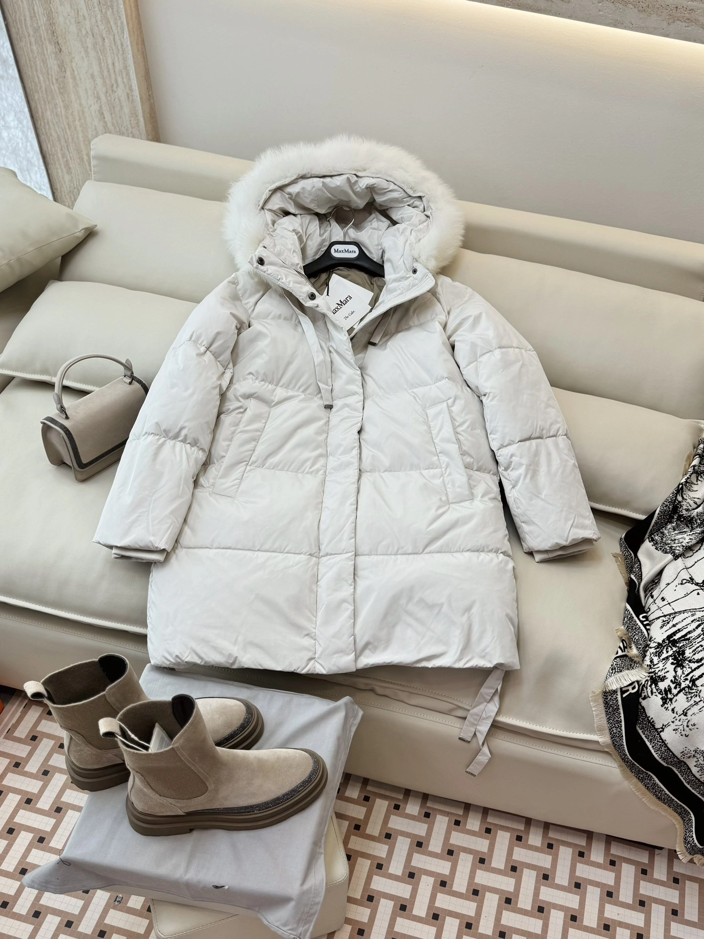 Max Mara Down Jackets EasyMatch 146822