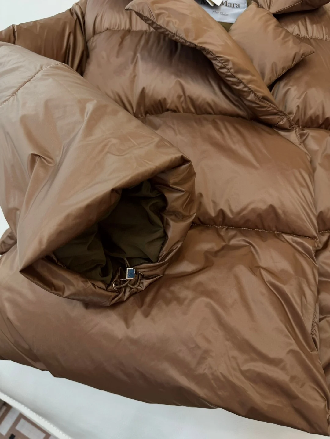 Max Mara Down Jackets Sophisticated 165289