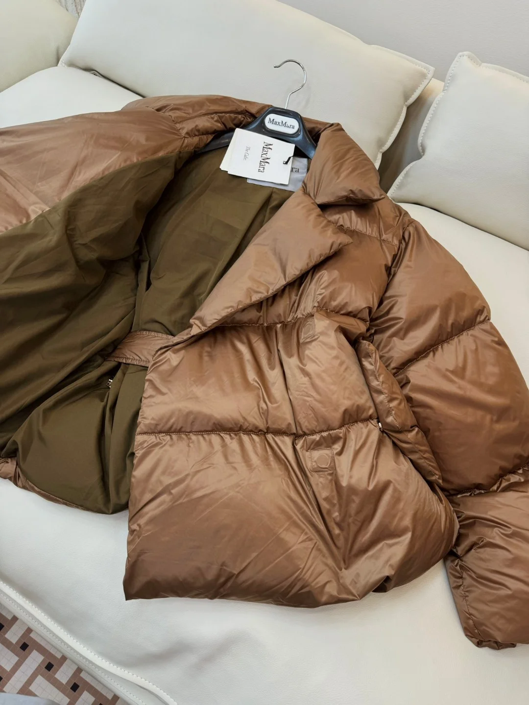 Max Mara Down Jackets Sophisticated 165289