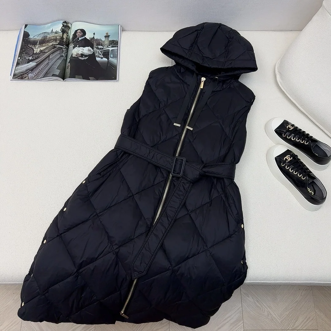 Max Mara Down Jackets Versatile 165279