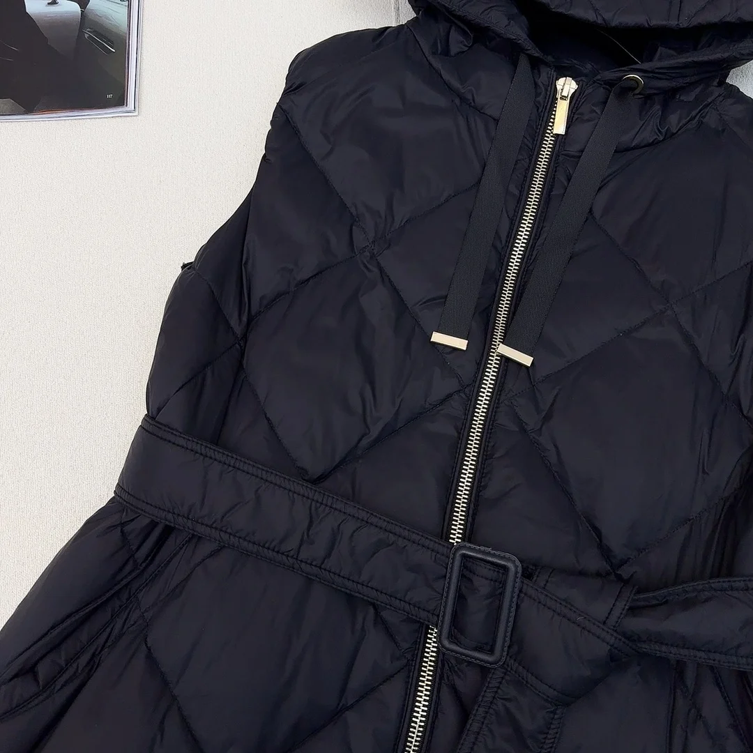 Max Mara Down Jackets Versatile 165279