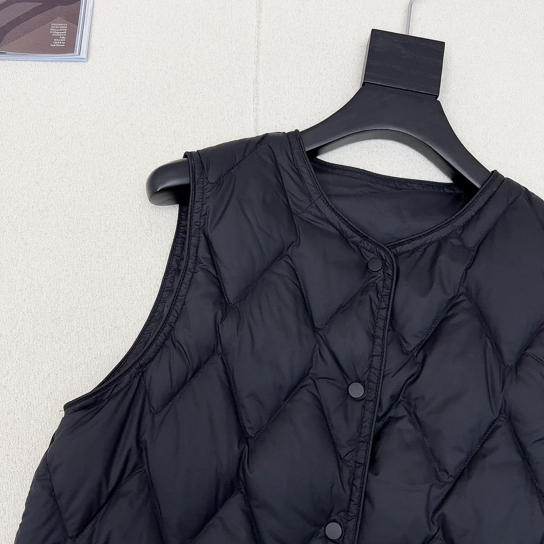 Max Mara Down Jackets TechFriendly 165277