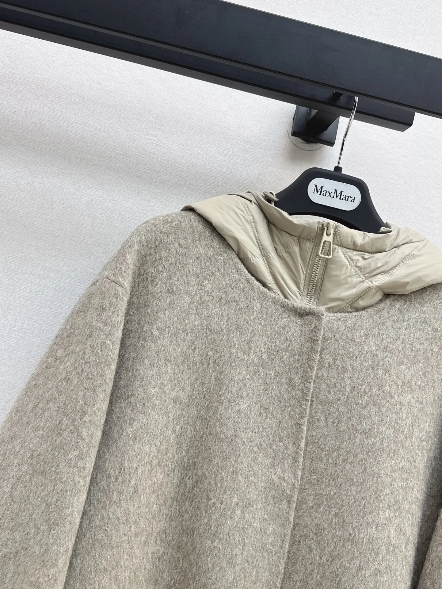 Max Mara Down Jackets EasyMatch 165271