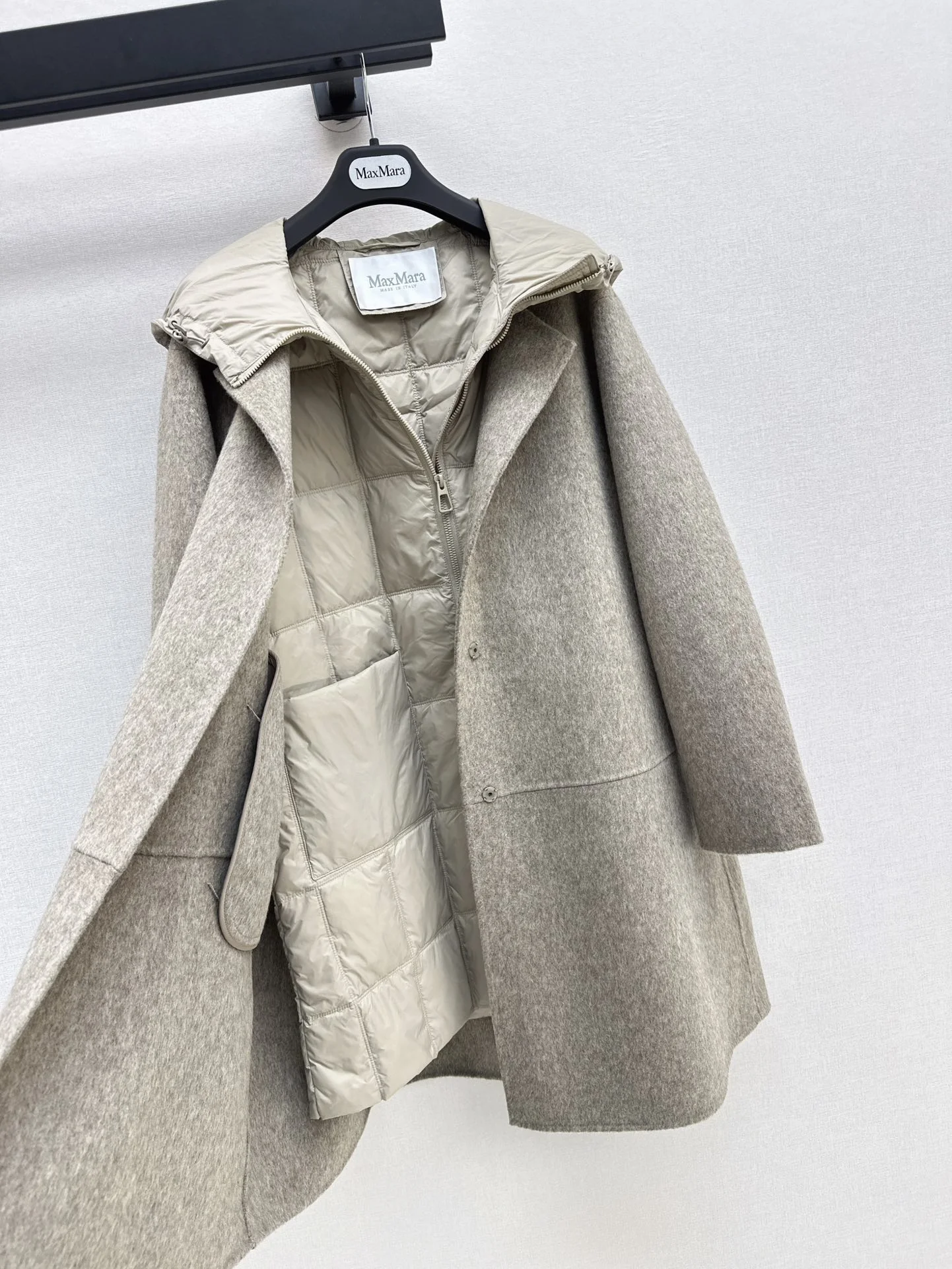 Max Mara Down Jackets EasyMatch 165271