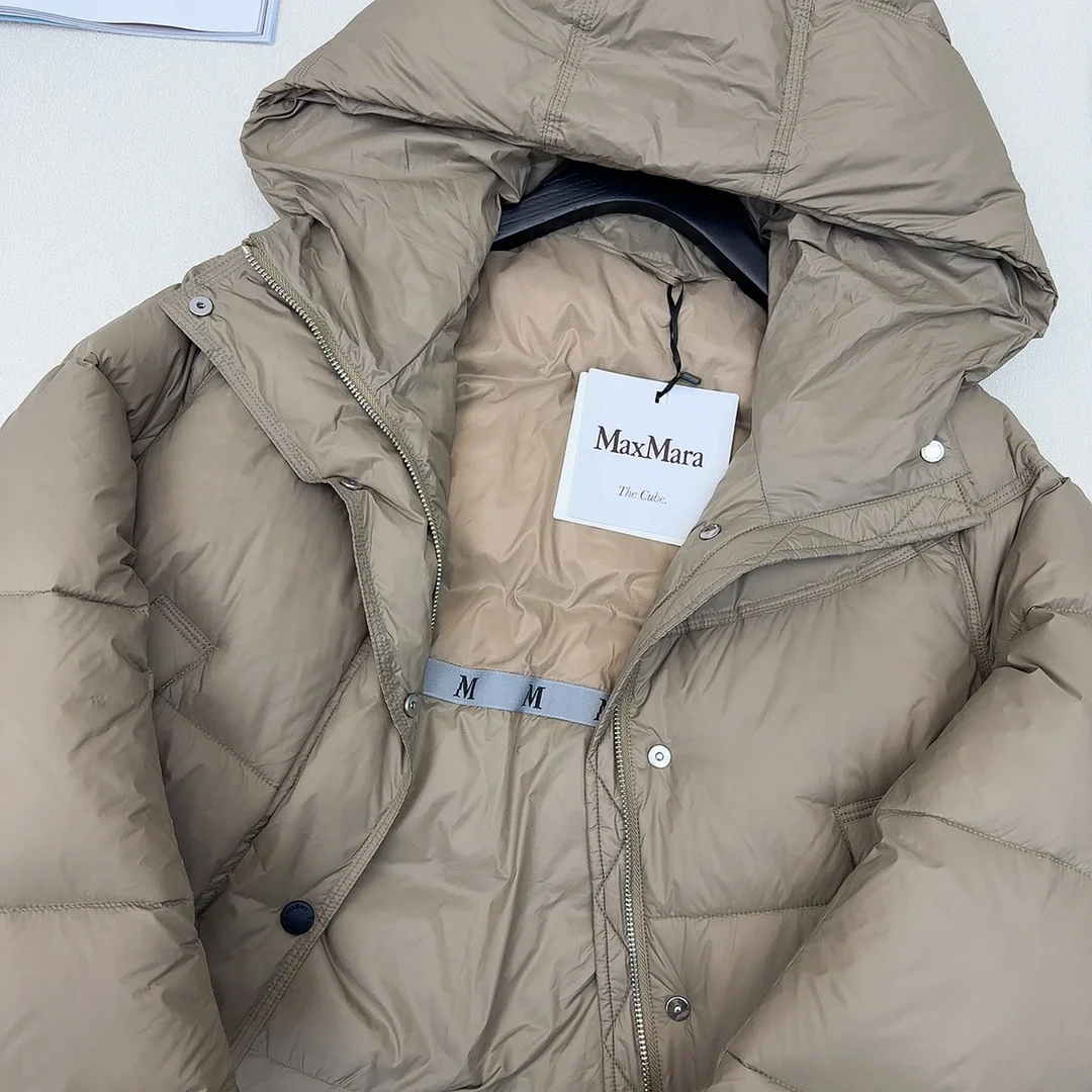 Sporty Max Mara Down Jackets 165251