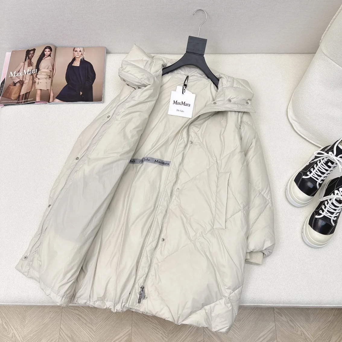 Unisex Max Mara Down Jackets 165256