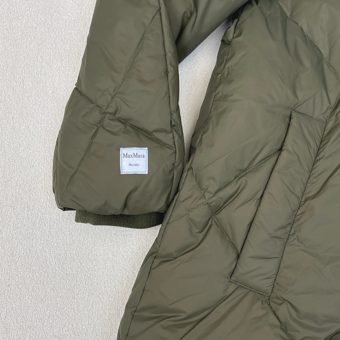 Max Mara Down Jackets MultiPurpose 165290