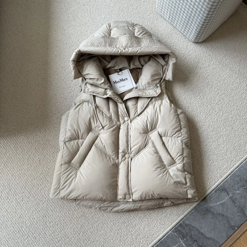 Trendsetting Max Mara Down Jackets 164954
