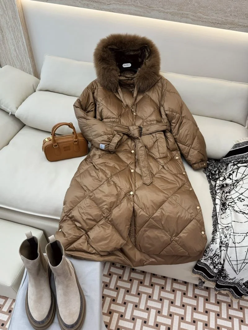 Max Mara Down Jackets WeatherProof 164669