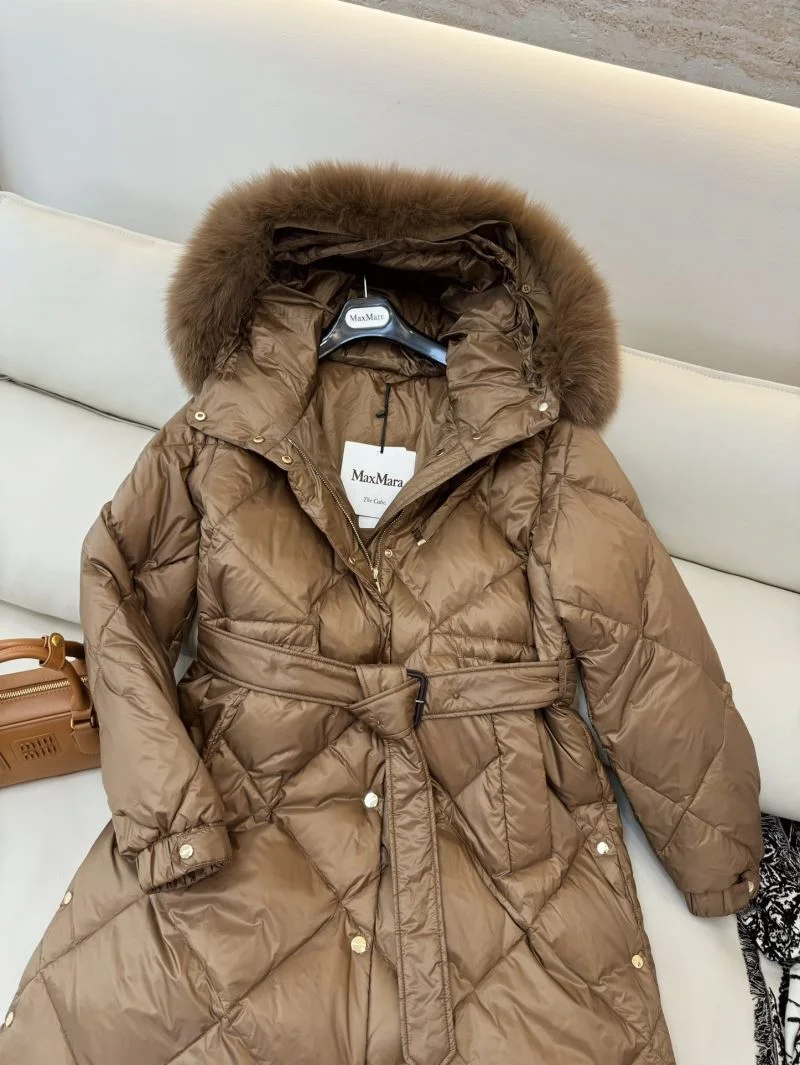 Max Mara Down Jackets WeatherProof 164669