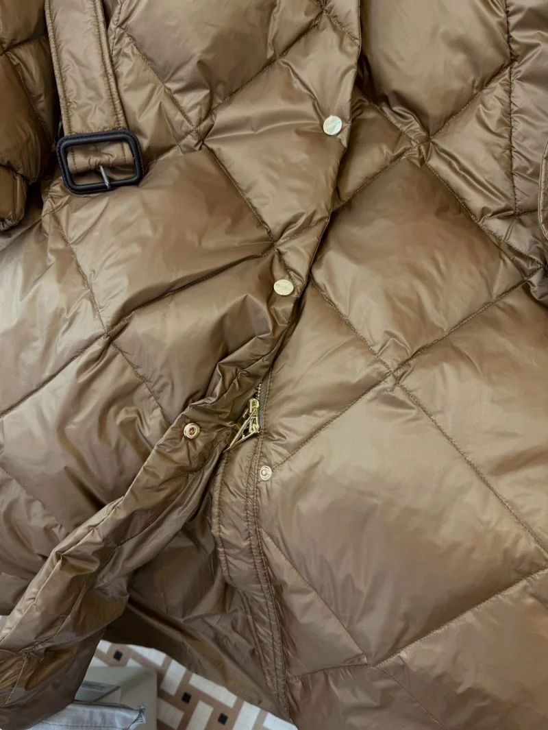 Max Mara Down Jackets WeatherProof 164669