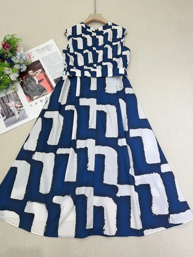 Max Mara Dress Elegant 156638
