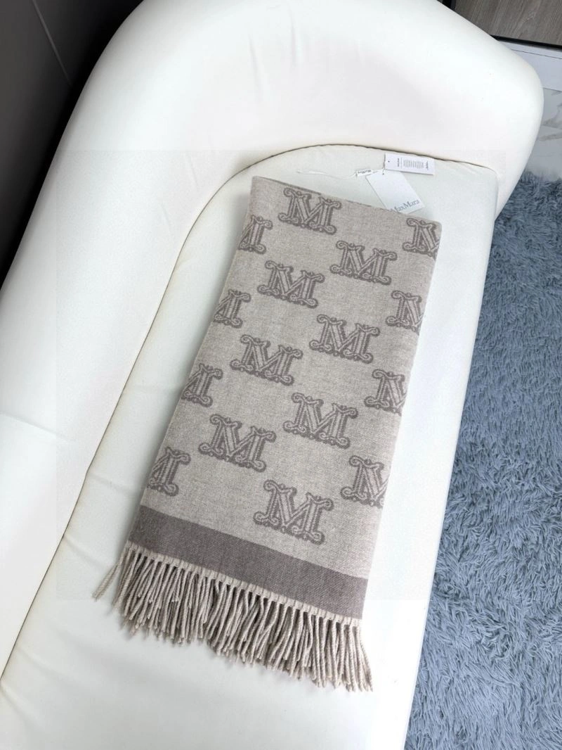 Flexible Max Mara Scarf 270820