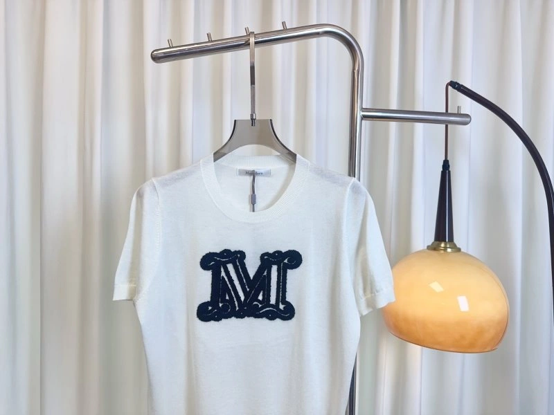 Max Mara T-Shirts UrbanChic 156598