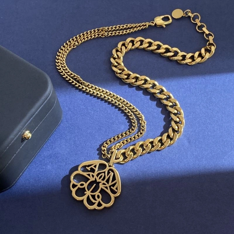 Elegant Mcqueen Necklaces 211162