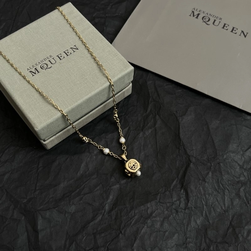 HighQuality Mcqueen Necklaces 208627