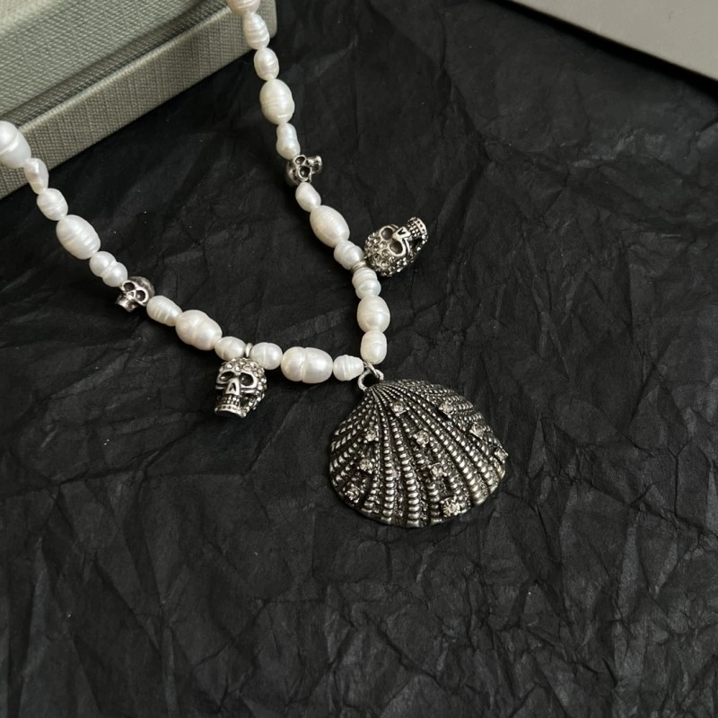 Mcqueen Necklaces Vibrant 208727