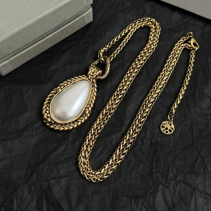 Mcqueen Necklaces Sporty 208612