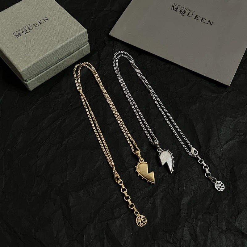Sporty Mcqueen Necklaces 208610