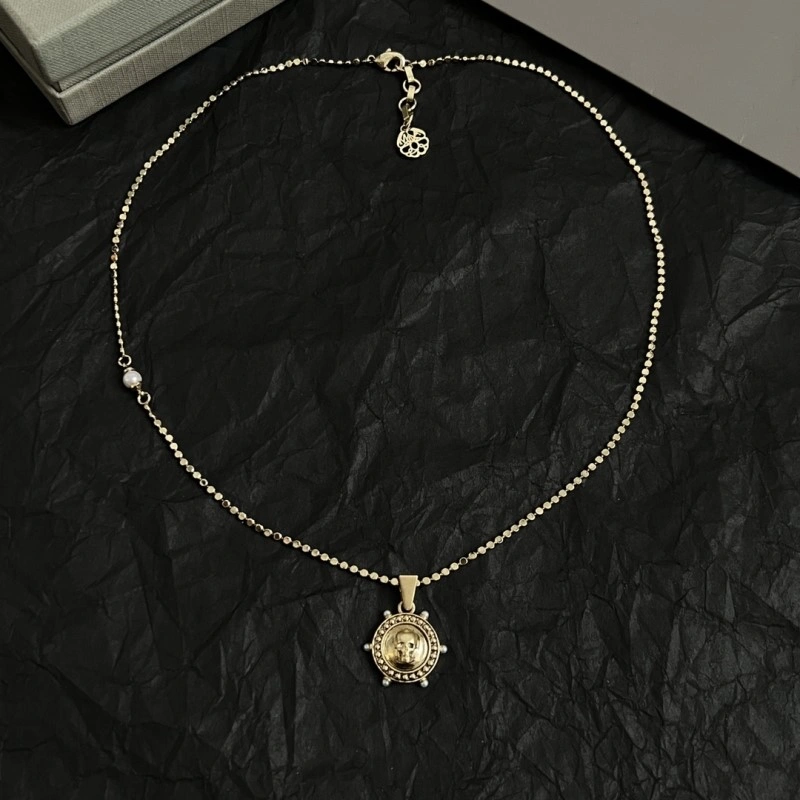 Unisex Mcqueen Necklaces 208608