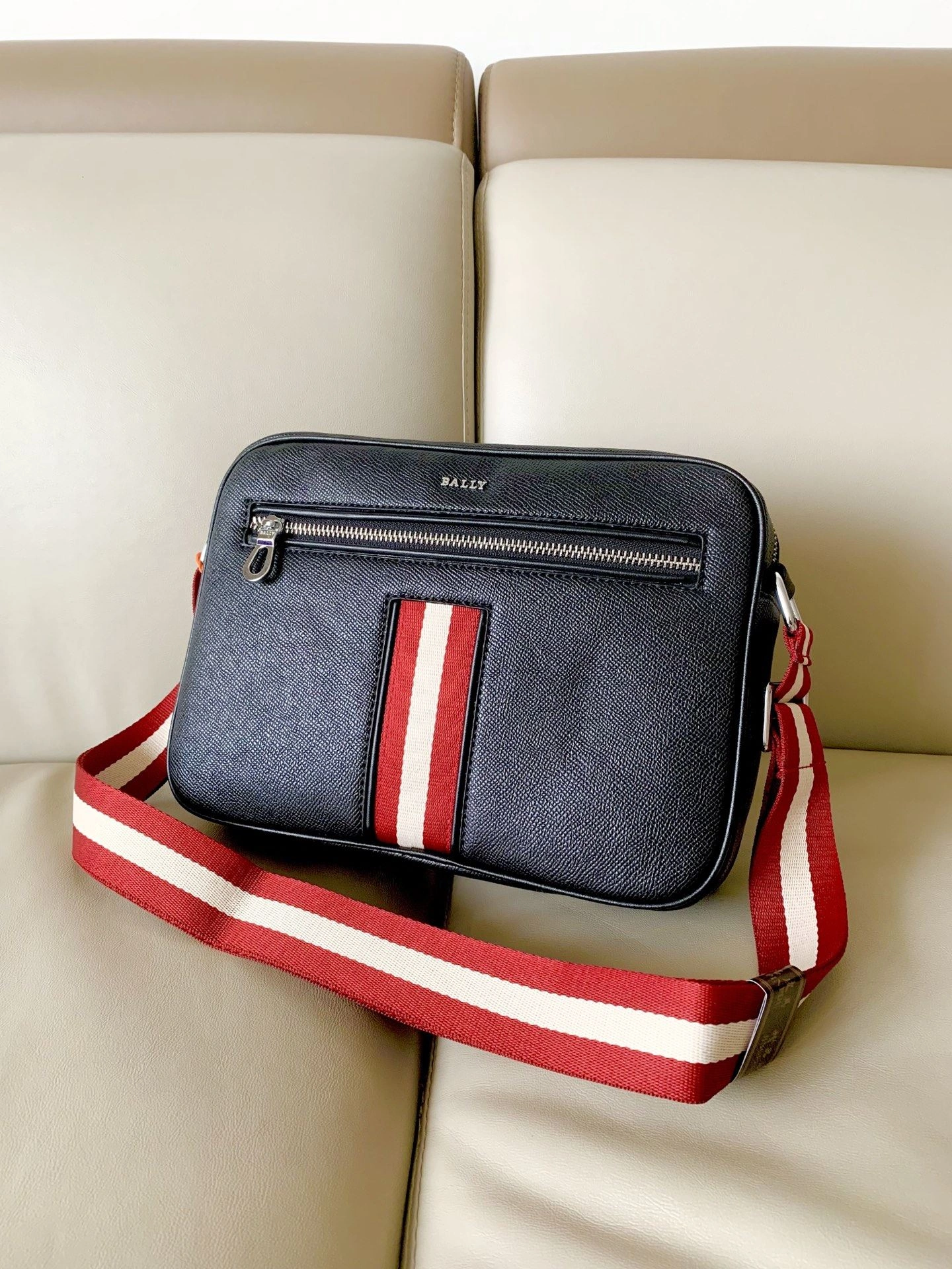 Trendsetting Mens Bally Satchel Bags 93439