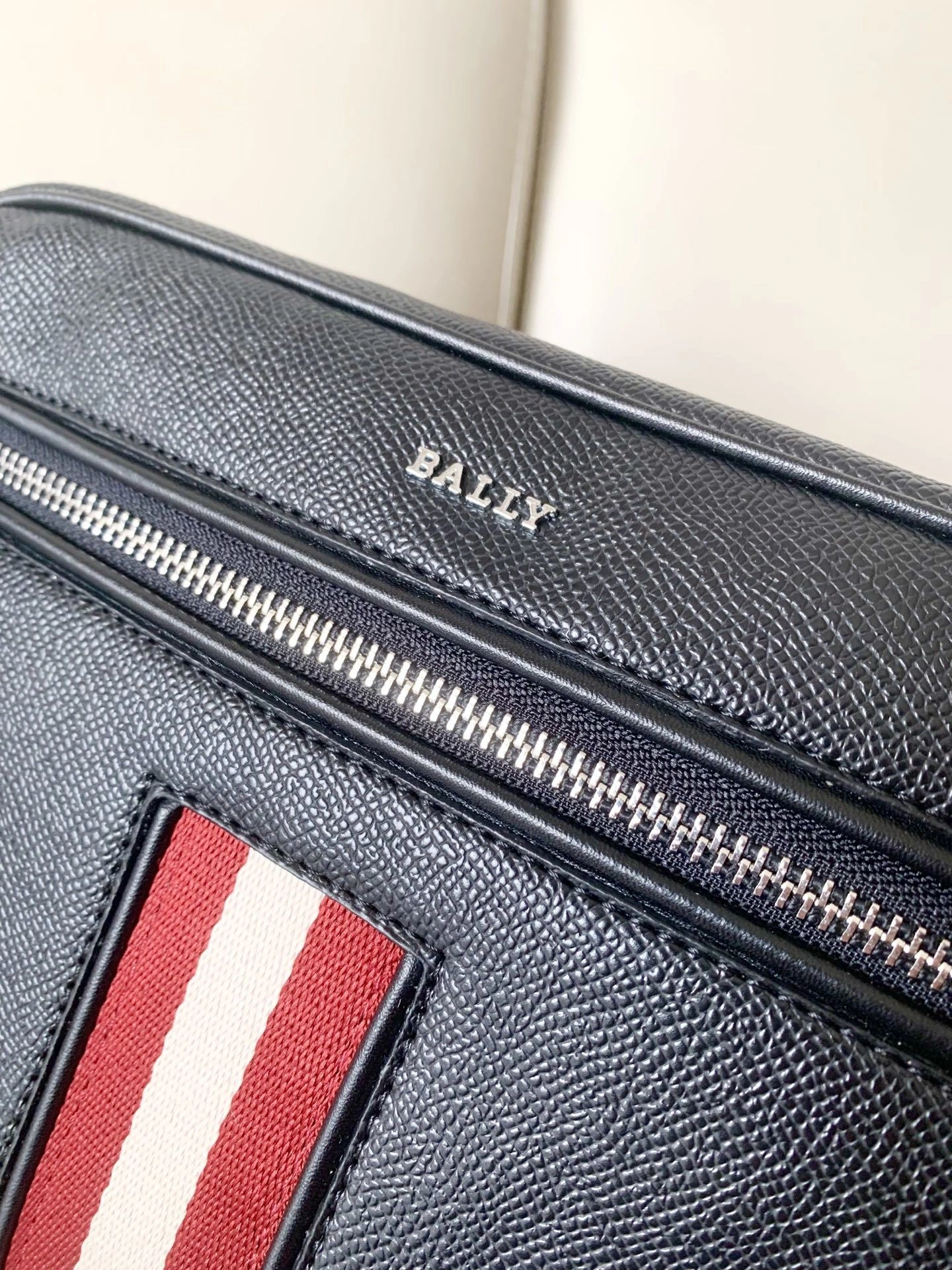 Trendsetting Mens Bally Satchel Bags 93439
