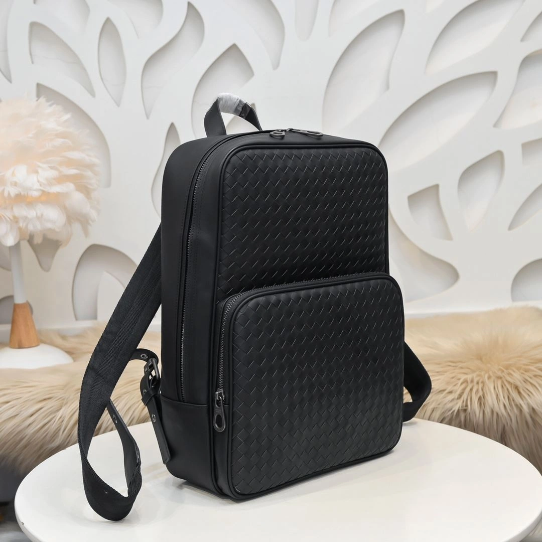 Mens Bottega Veneta Backpacks UrbanChic 91484