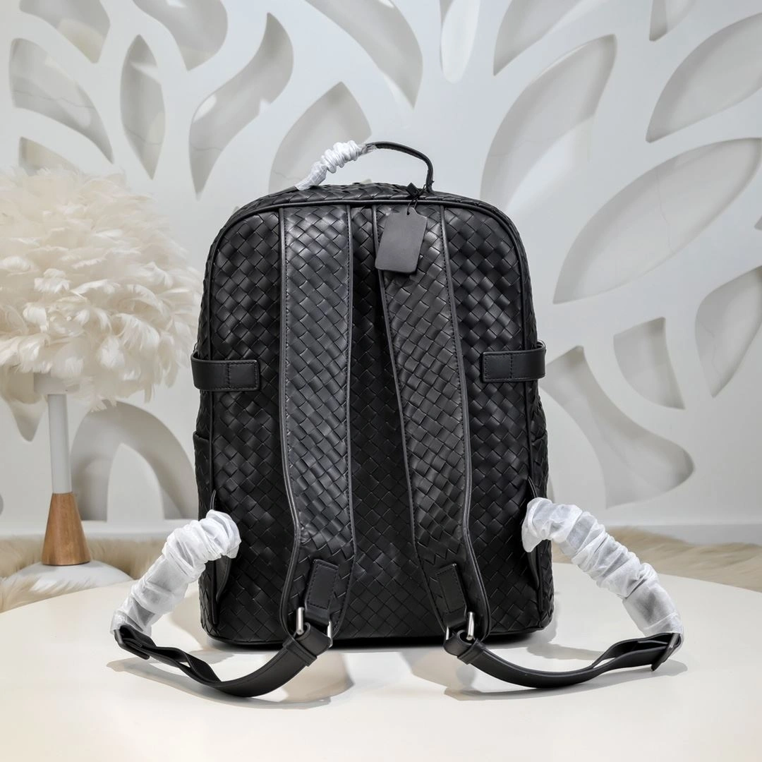 Supportive Mens Bottega Veneta Backpacks 91479