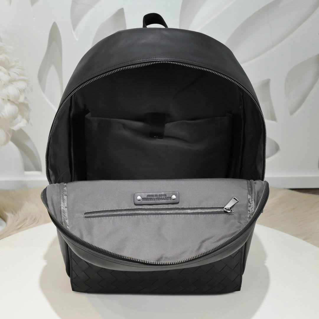 Effortless Mens Bottega Veneta Backpacks 91468