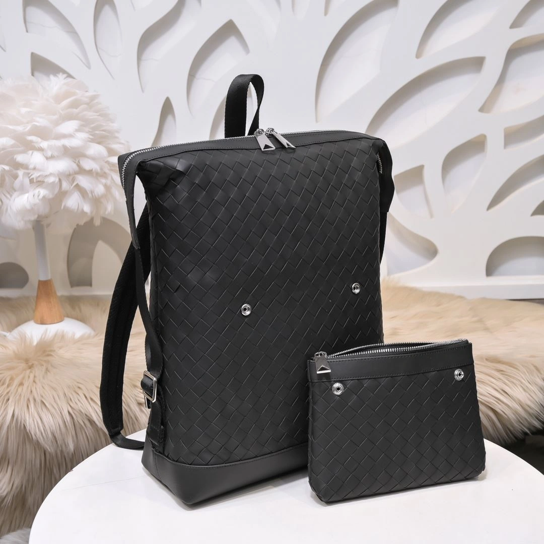 FashionForward Mens Bottega Veneta Backpacks 91507