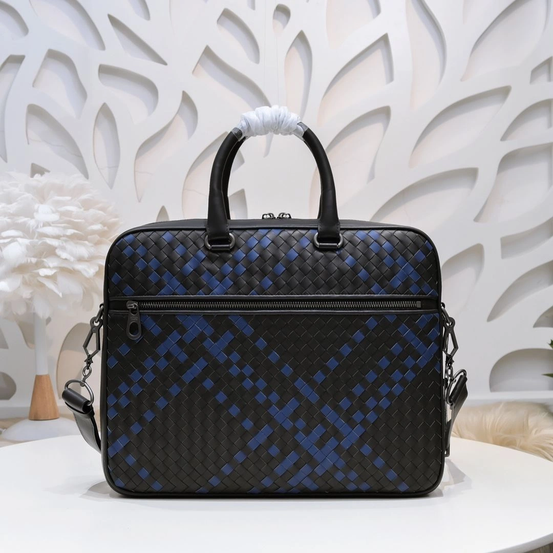 TechFriendly Mens Bottega Veneta Briefcases 91457