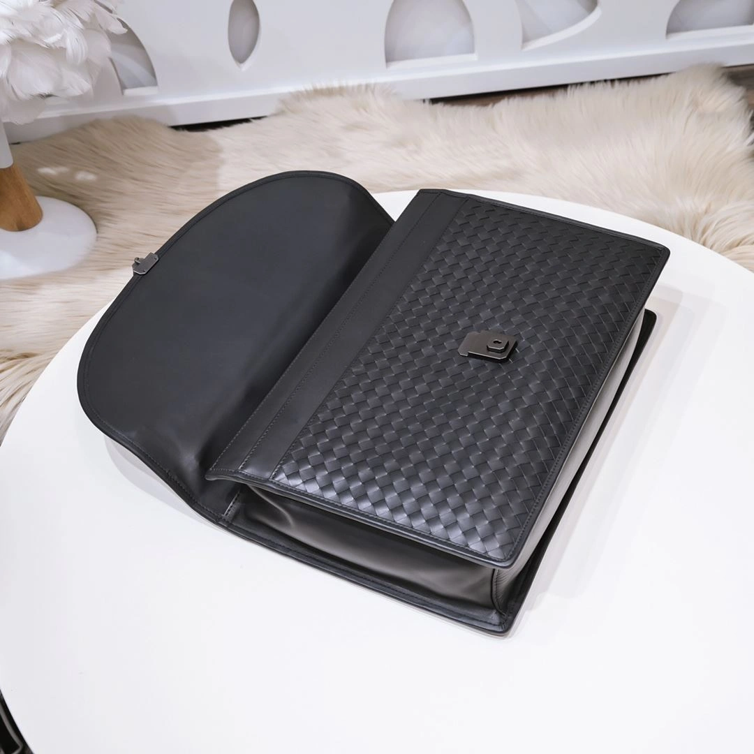 Sporty Mens Bottega Veneta Briefcases 91455