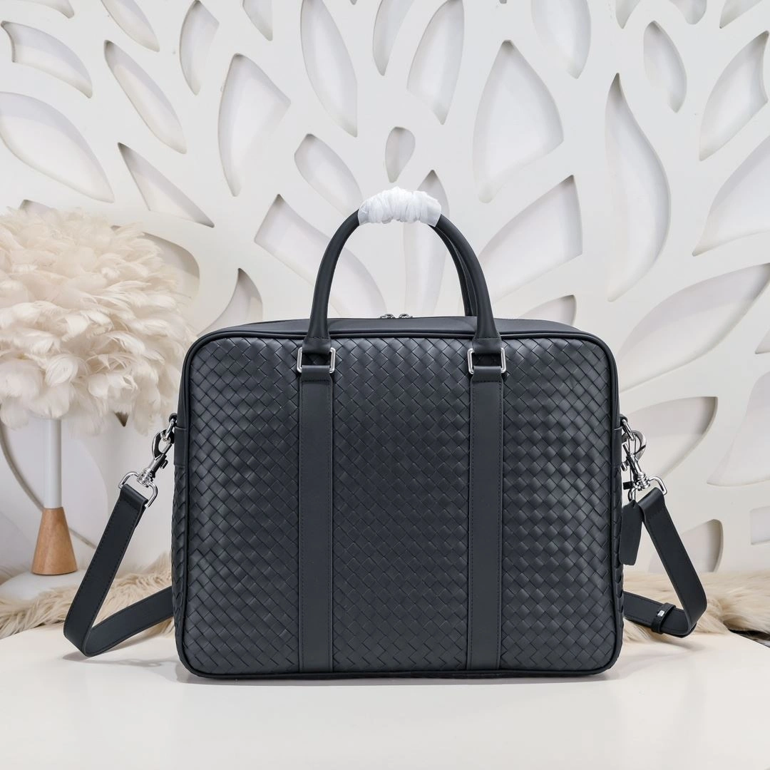 Effortless Mens Bottega Veneta Briefcases 91446