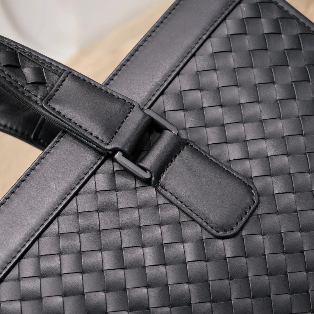 MoistureWicking Mens Bottega Veneta Briefcases 91418