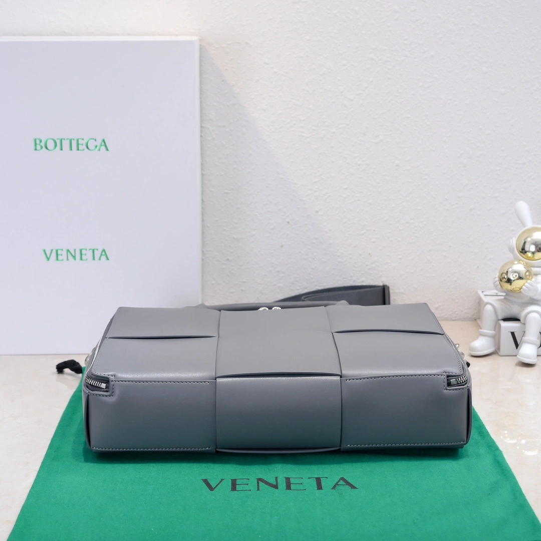 Mens Bottega Veneta Briefcases Popular 67679