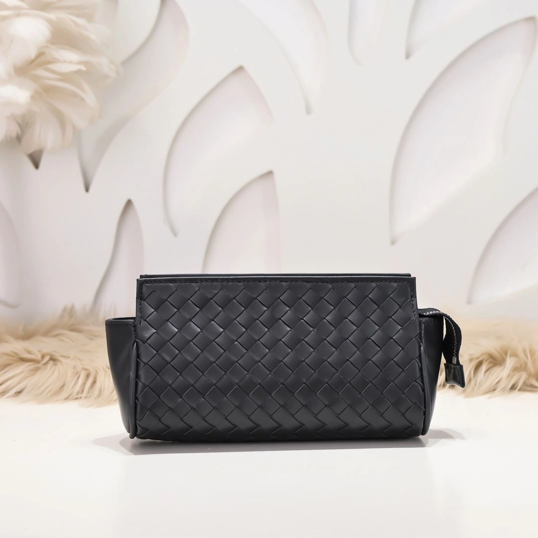 WeatherProof Mens Bottega Veneta Clutch Bags 91389