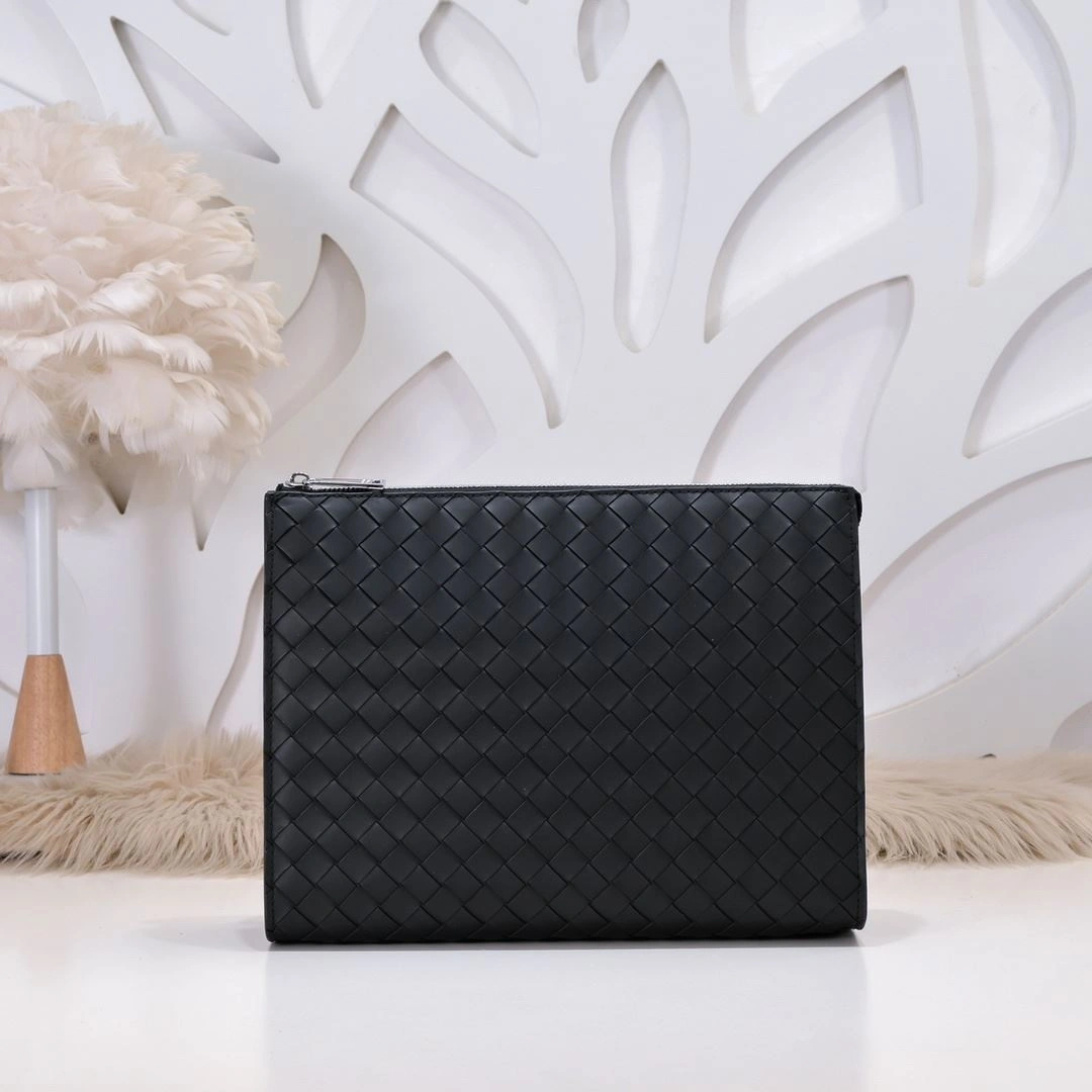 Mens Bottega Veneta Clutch Bags WellDesigned 91461