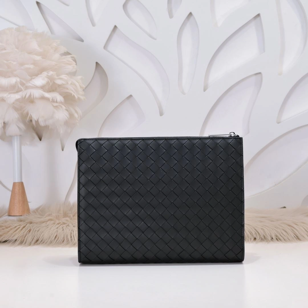 Mens Bottega Veneta Clutch Bags WellDesigned 91461