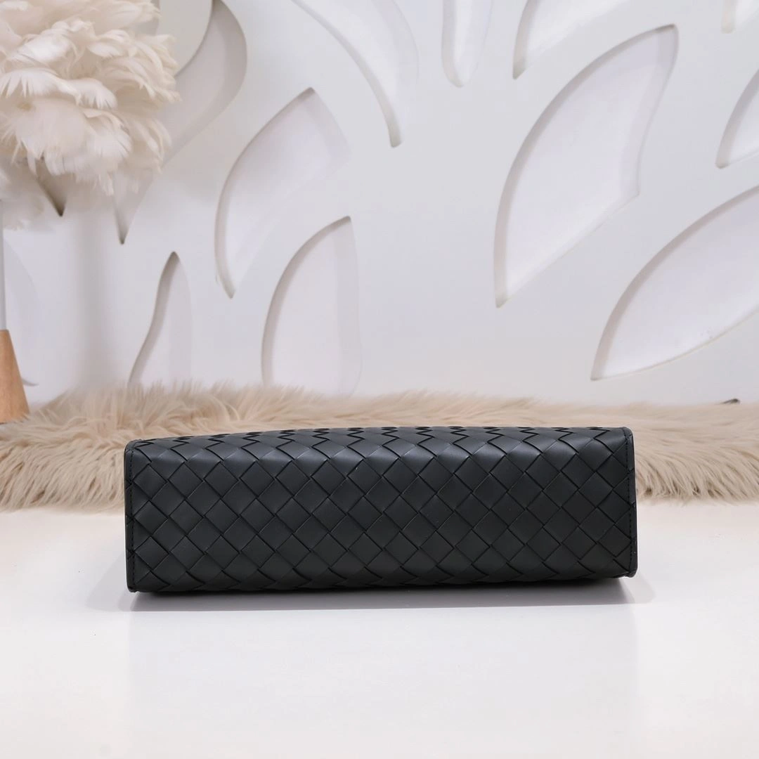 Mens Bottega Veneta Clutch Bags WellDesigned 91461