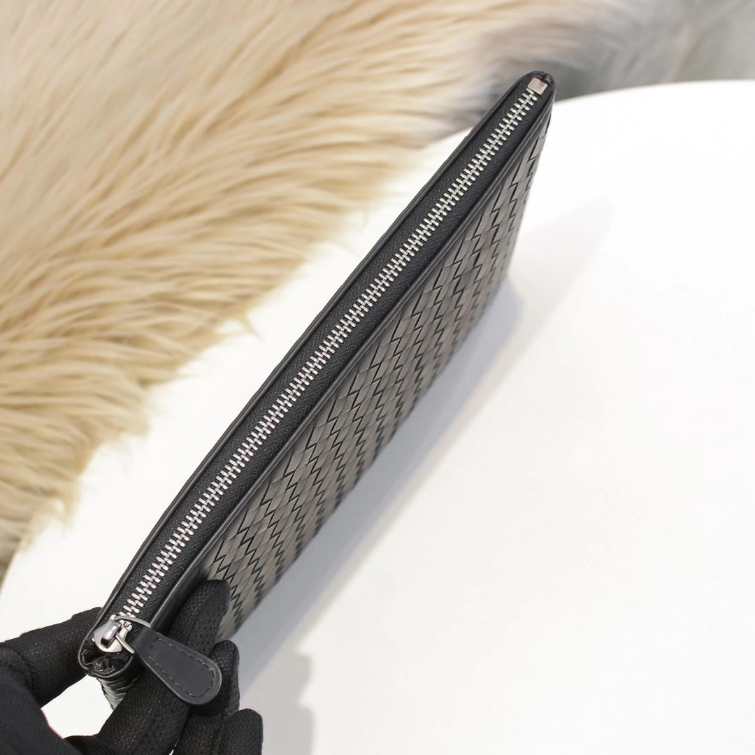 Mens Bottega Veneta Clutch Bags Sustainable 91378