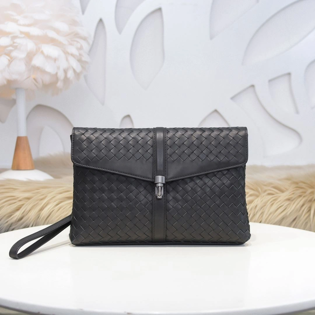 ModernLook Mens Bottega Veneta Clutch Bags 91404