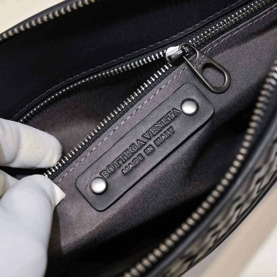 Mens Bottega Veneta Clutch Bags Unique 91369