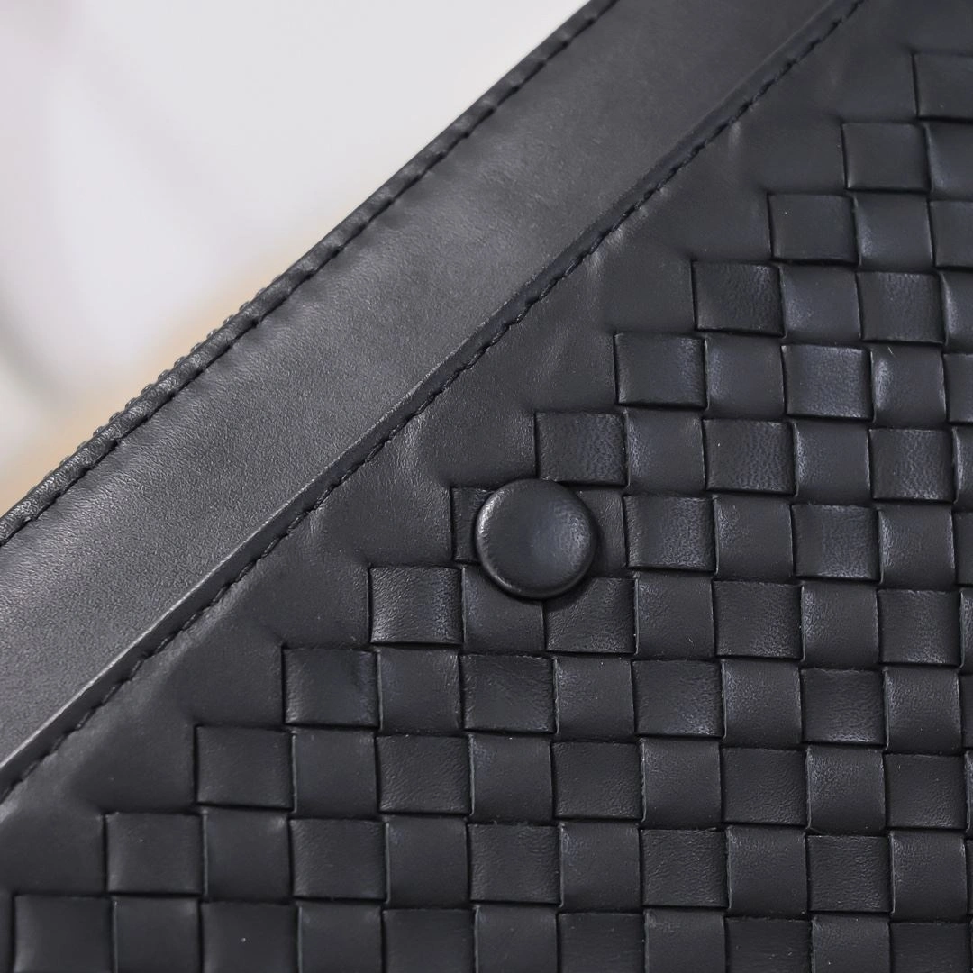 Affordable Mens Bottega Veneta Clutch Bags 91374