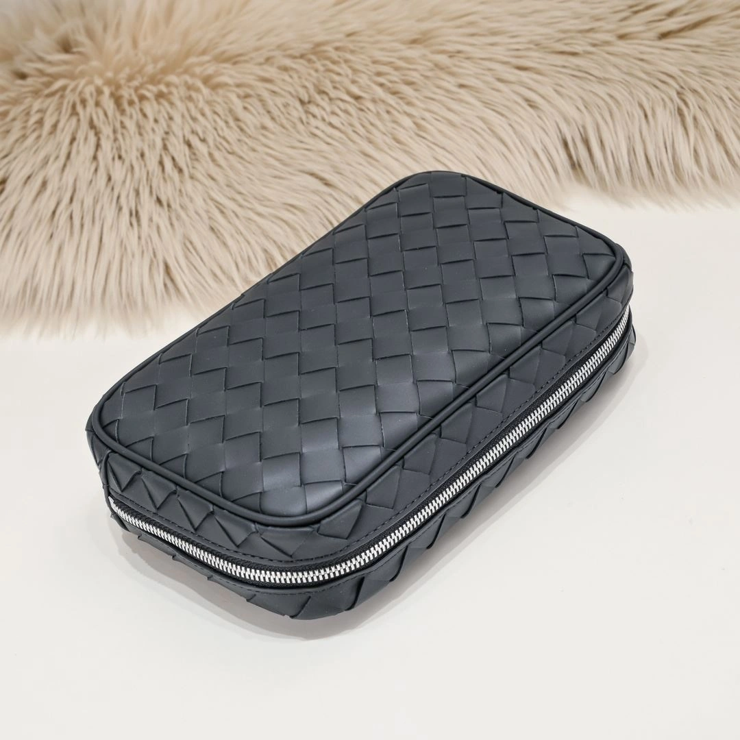Mens Bottega Veneta Clutch Bags Effortless 91370