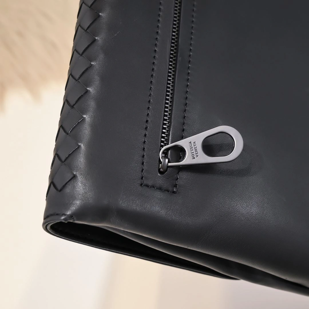 Unisex Mens Bottega Veneta Clutch Bags 91339