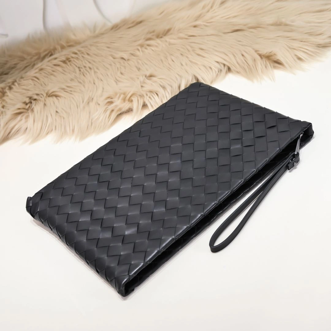 Mens Bottega Veneta Clutch Bags ModernLook 91372