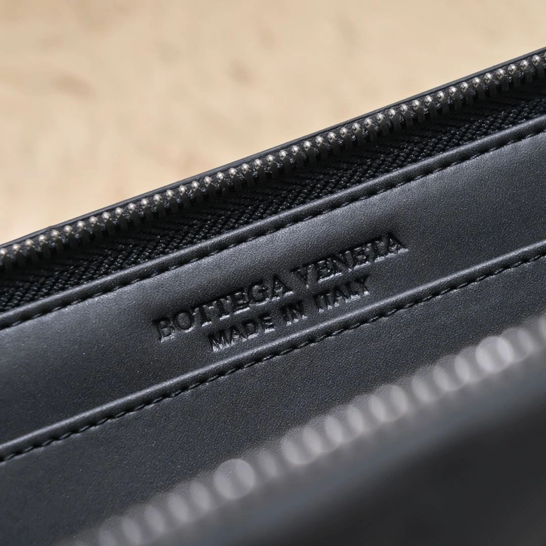 Stylish Mens Bottega Veneta Clutch Bags 91342